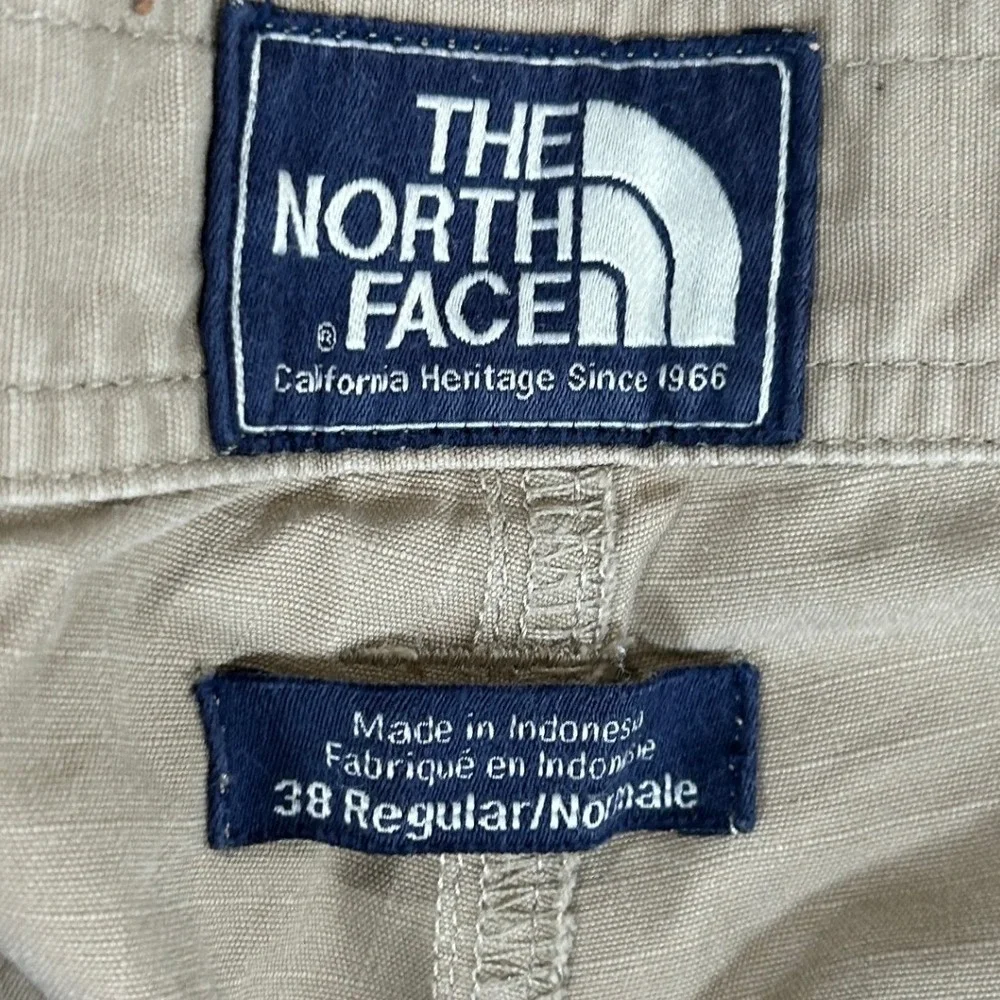 Vintage Y2K The North Face Cargo Shorts‎ Mens 38 Tan Outdoor Hiking Casual